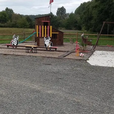 Emplacement Toile De Tente , Caravane , Car Camping *