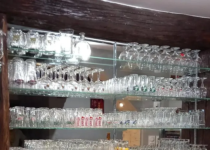 营地 Emplacement Toile De Tente , Caravane , Car Beaufay